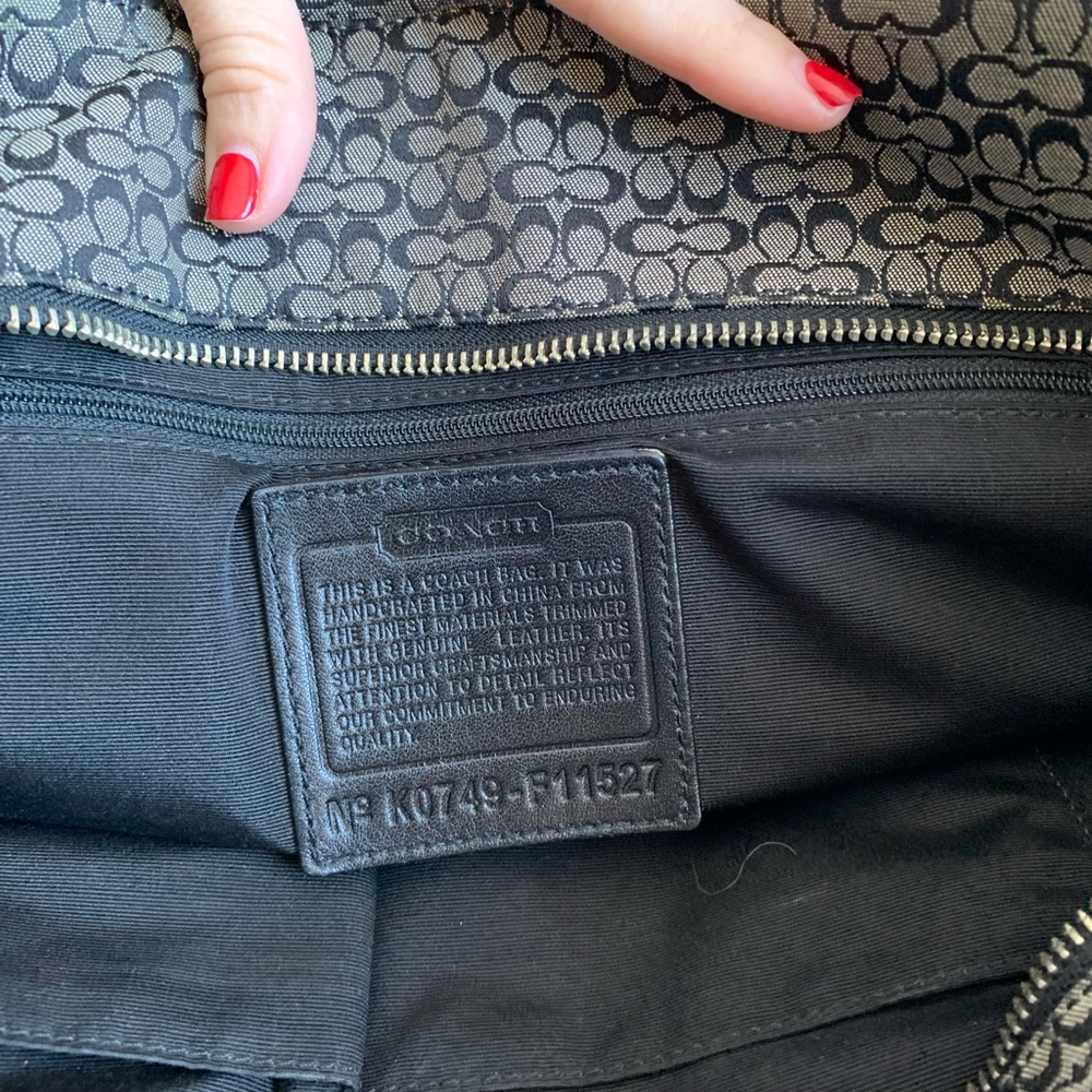 Coach large tote - Picture 3 of 3